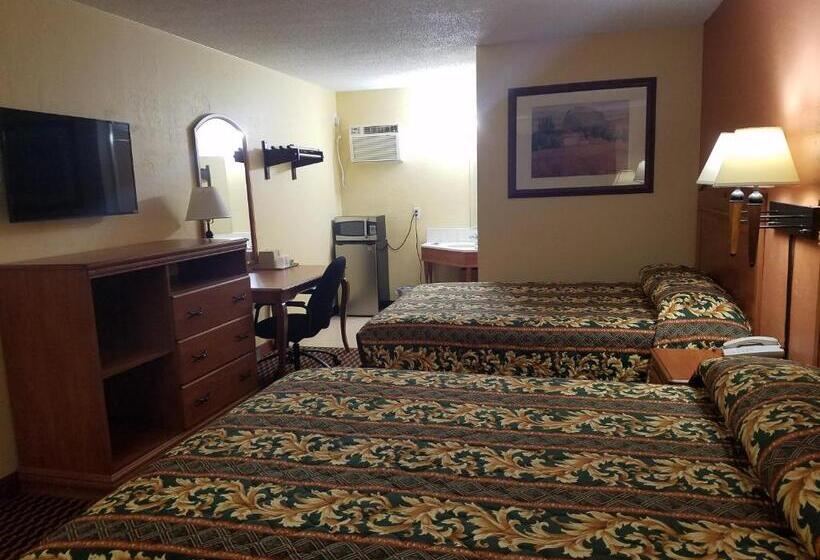 Номер Deluxe, Budget Inn   Keokuk