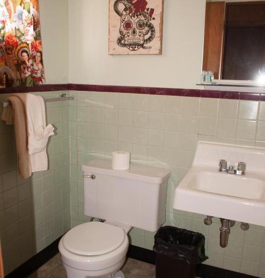 Номер Стандарт, Raton Pass Motor Inn