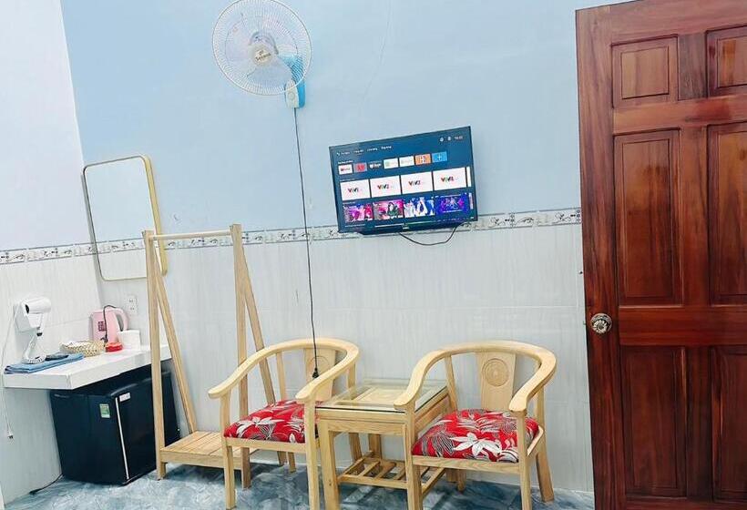 اتاق استاندارد, Nhà Nghỉ Lê được