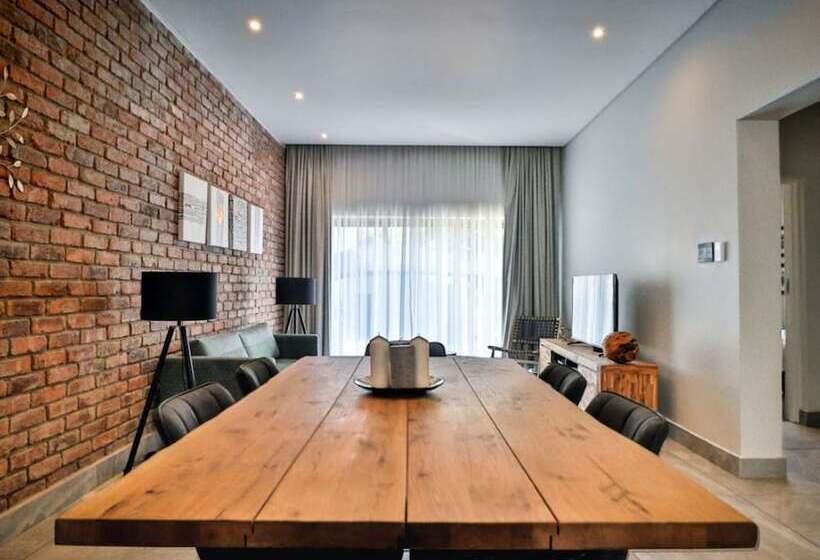 Апартаменты 2 Спальни, Anew Hotel & Convention Centre Or Tambo Johannesburg