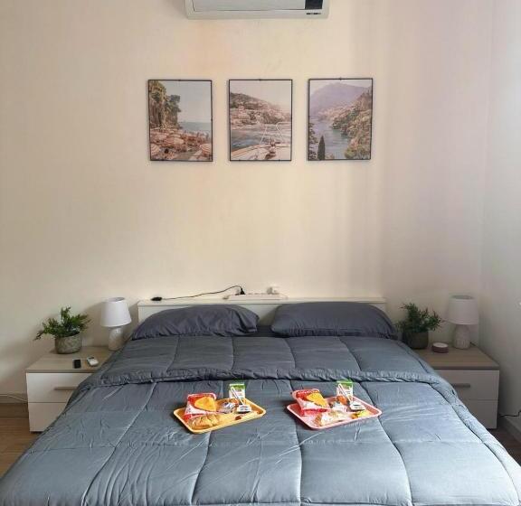 Номер Стандарт, Adora B&b