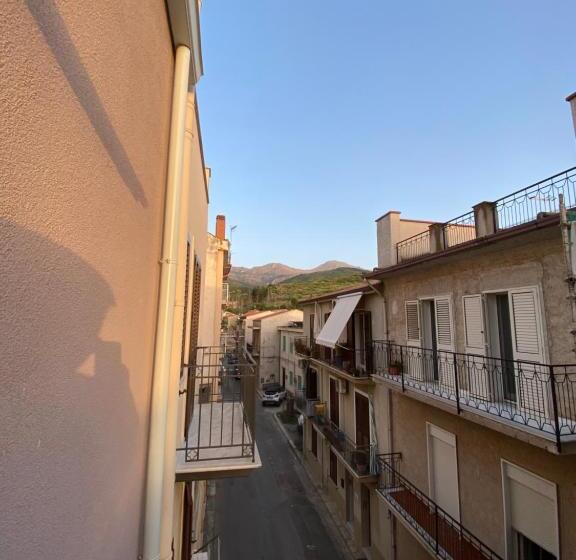 Трехместный Номер Стандарт с Балконом, L Oasi Del Tirreno