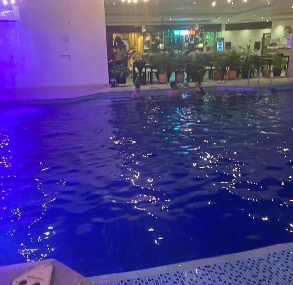이그제큐티브 트리플, Deluxe Oasis De La Colina Boutique