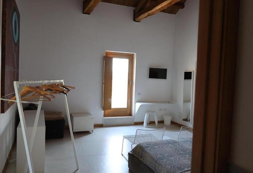 Номер Deluxe Кровать Кинг, Masseria Campitelli Suite