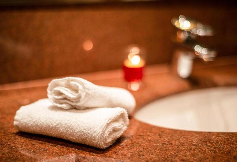 Индивидуальный Номер Классика, Mercure Urabandai Resort & Spa