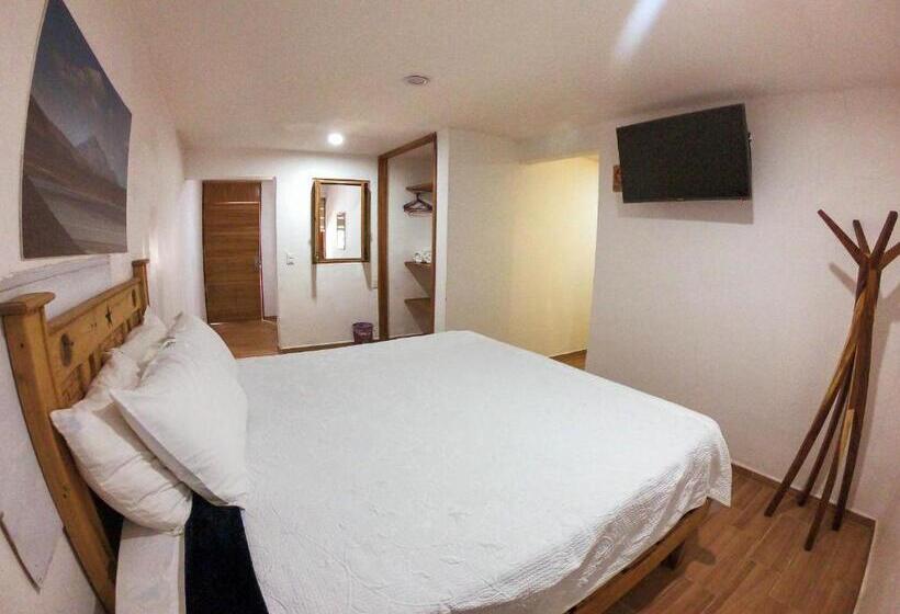 Suite Junior, Real Carretero