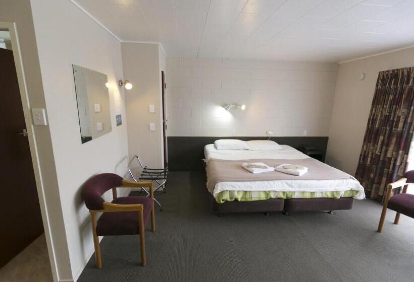إستوديو قياسى سرير كينج, Maple Lodge Motel