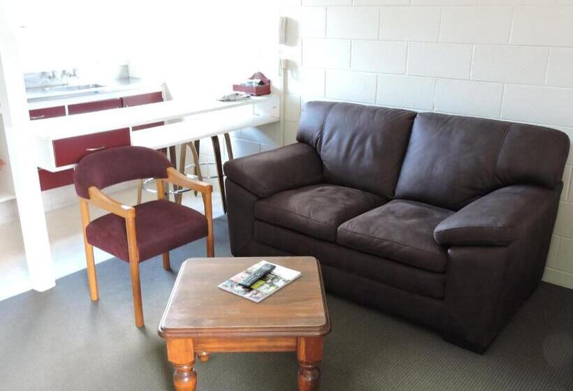Номер Стандарт, Maple Lodge Motel