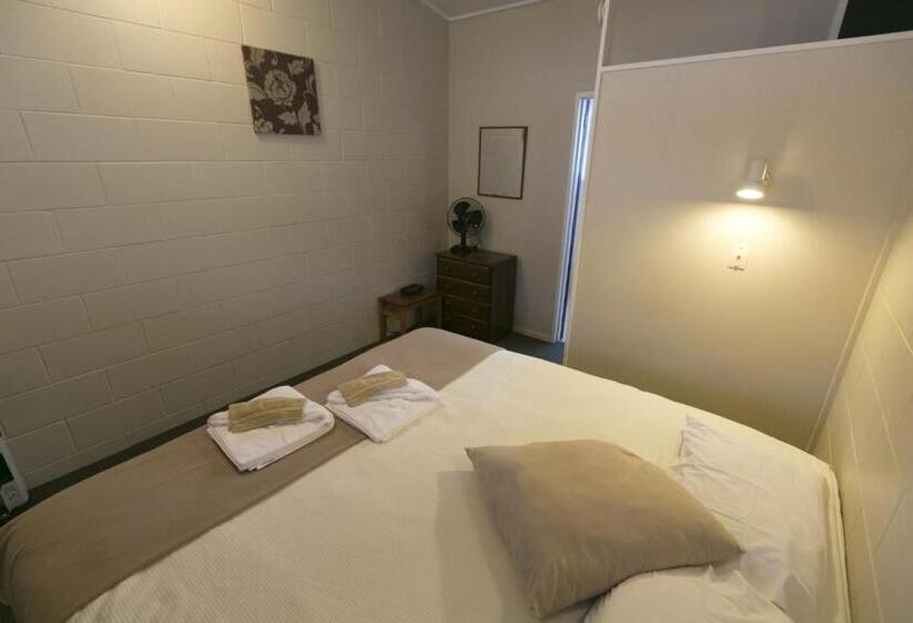 Номер Economy, Maple Lodge Motel