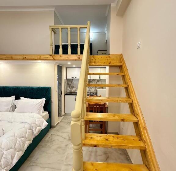 스탠다드 트리플 발코니 룸, Troy Aparthotel Durres
