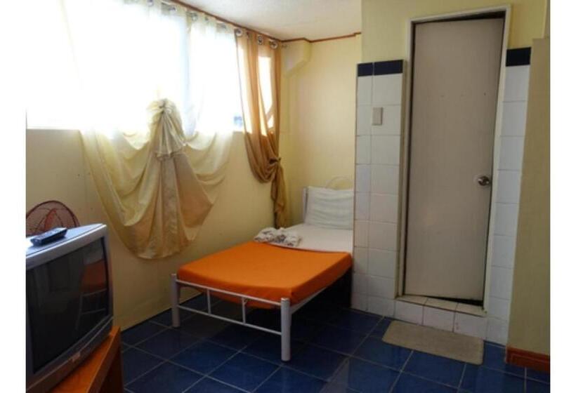 Quarto Familiar, Marian Palazz