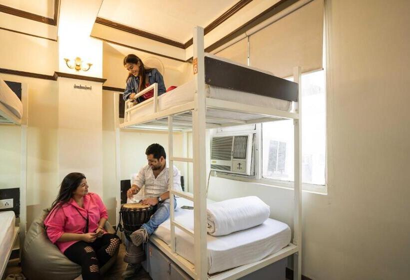 Кровать в Общей Комнате, Zostel Delhi