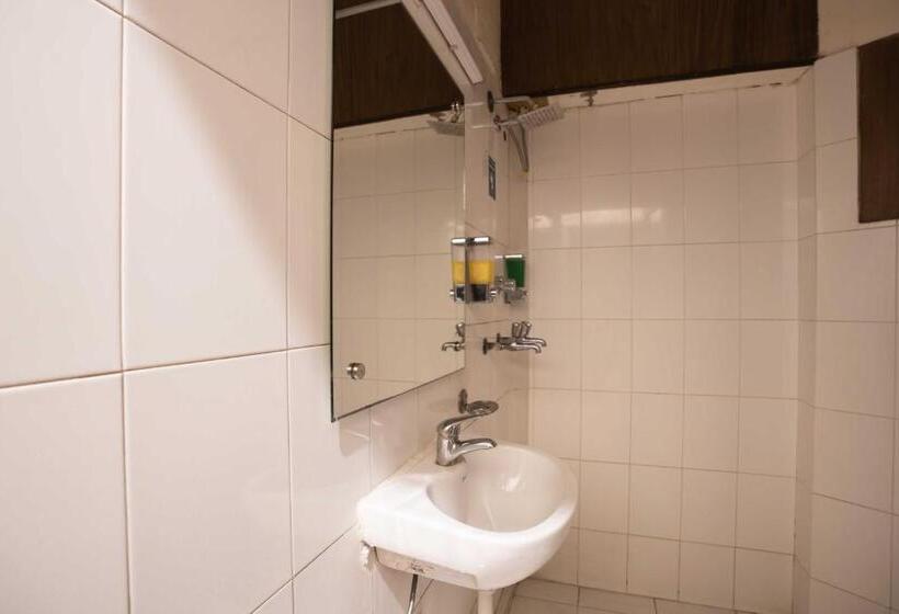 اتاق لوکس, Zostel Delhi