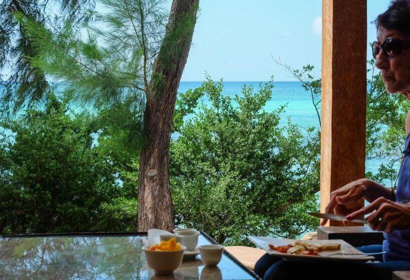 Номер Стандарт Вид на Море, Seasons Lodge Zanzibar
