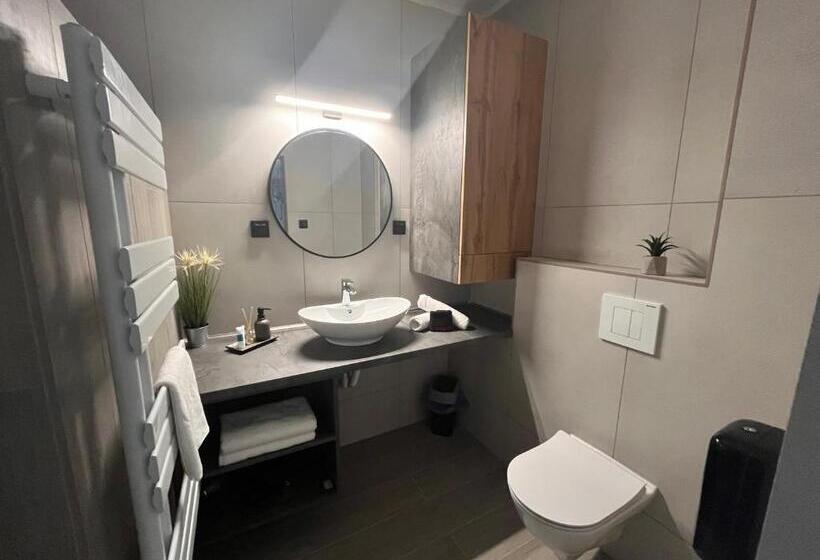 Апартаменты 1 Спальня Вид на Город, Várkapu Apartmanok 2