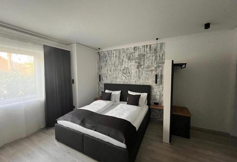 Апартаменты 1 Спальня Вид на Город, Várkapu Apartmanok 2