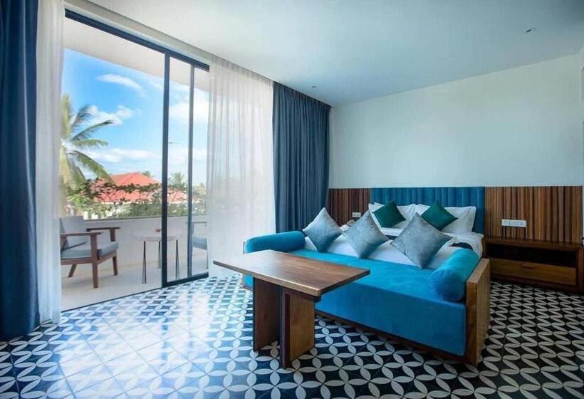 带花园景观和一个卧室的别墅, New Centro Pool Villa