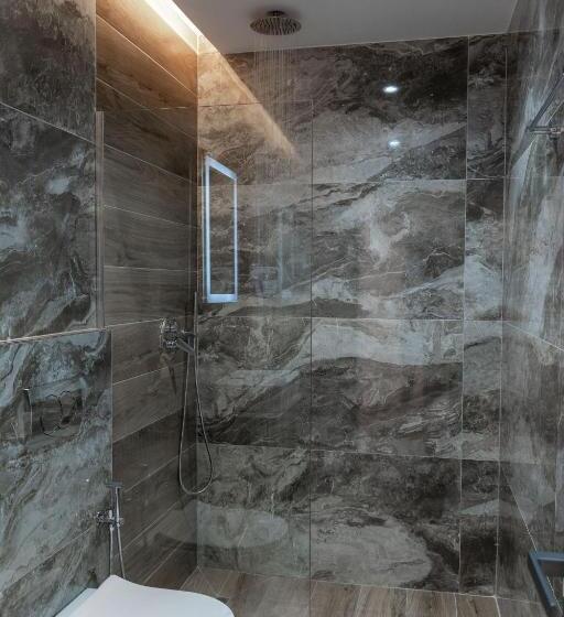 Quarto Triplo Deluxe, Aboja Inn