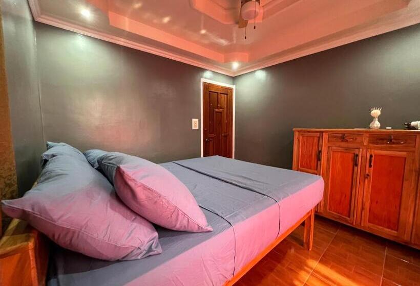 스탠다드 룸, Luxury Vacation House Oceanfront In Lila, Bohol