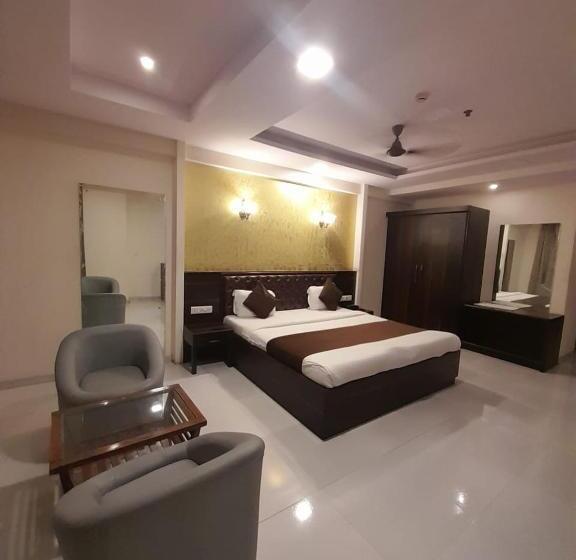 Номер Deluxe с Балконом, Shivam Residency