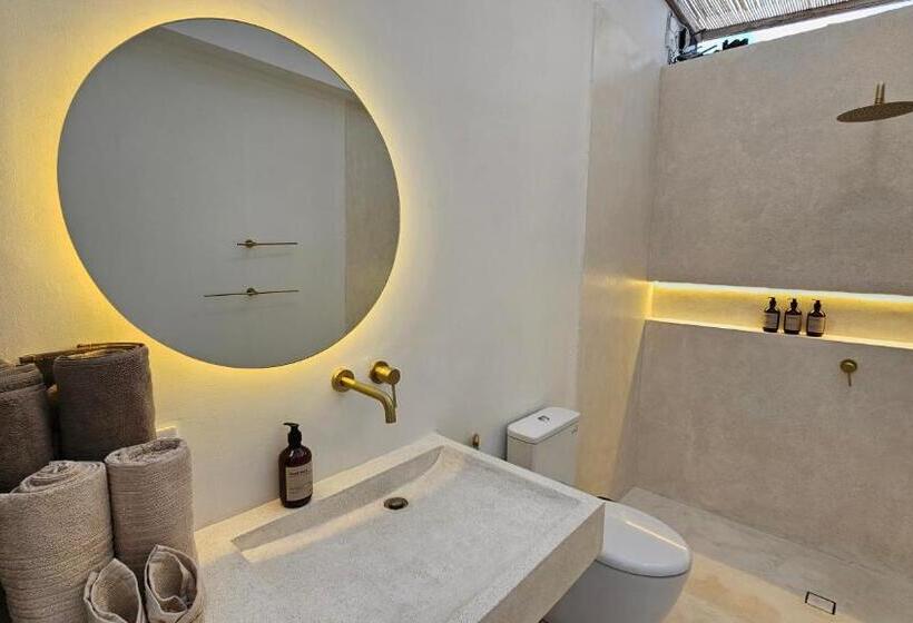 스탠다드 스튜디오 풀장 전망, La Bianca Studio Apartment