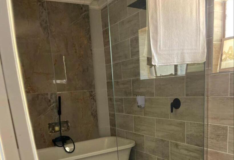 Номер Deluxe, Monet Guesthouse