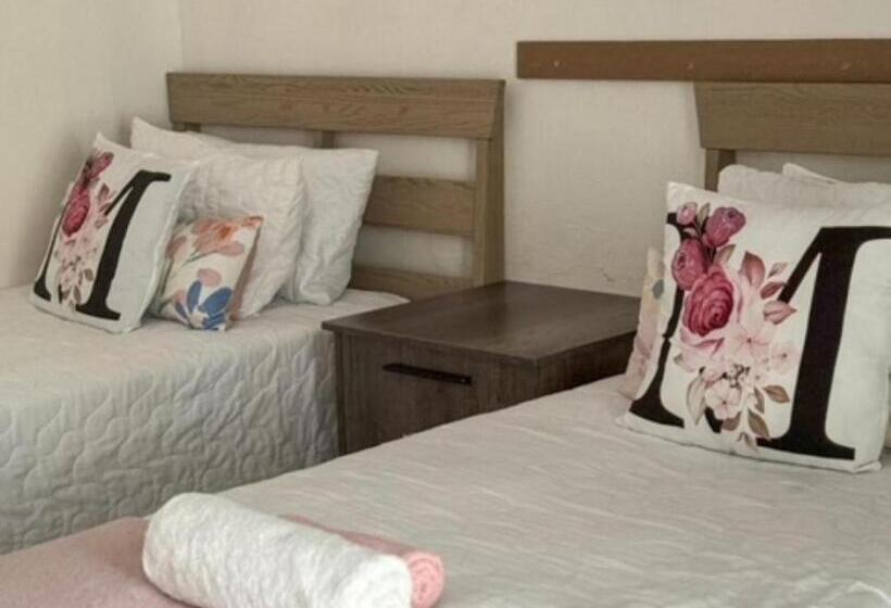 Номер Стандарт, Monet Guesthouse