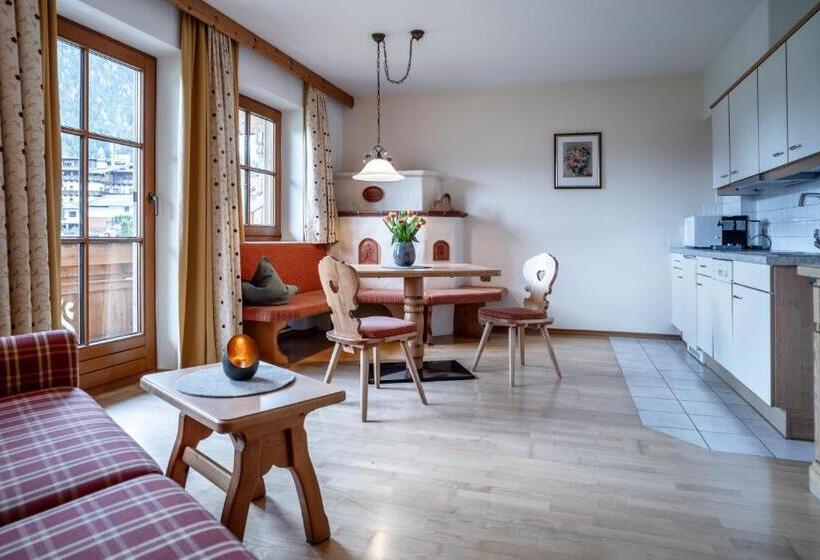 2 Bedrooms Apartment Mountain View, Sonnenhof Appartements