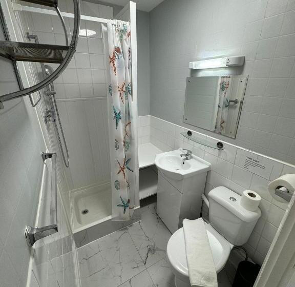 استودیوی استاندارد با چشم‌انداز دریا, The Paradise Guest House