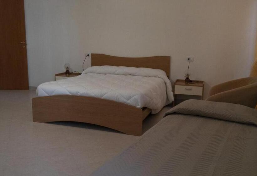 Четырехместный Номер Стандарт, Laetitia Guesthouse