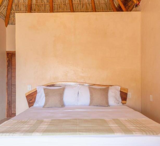 片側に海が見えるデラックスルーム, La Alberca Hotel Boutique