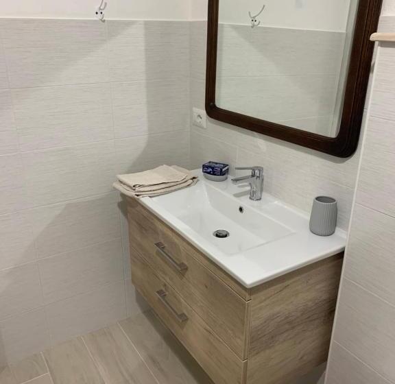 آپارتمان 1 خوابه, B&b Almat