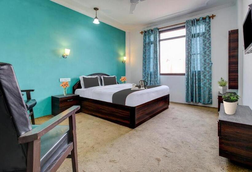 Номер Deluxe, Capital O Yasmin Resort