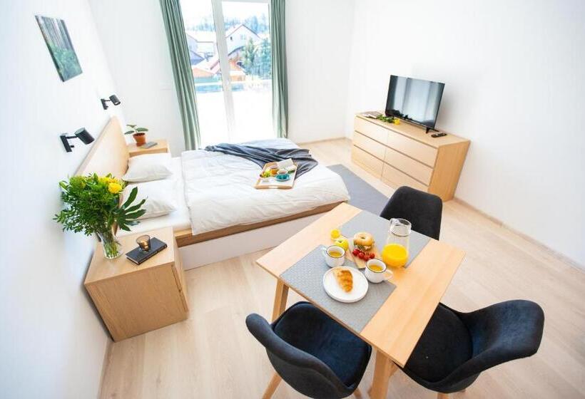 Студио Стандарт с Балконом, Zaži Apartmán Vila Zuberec