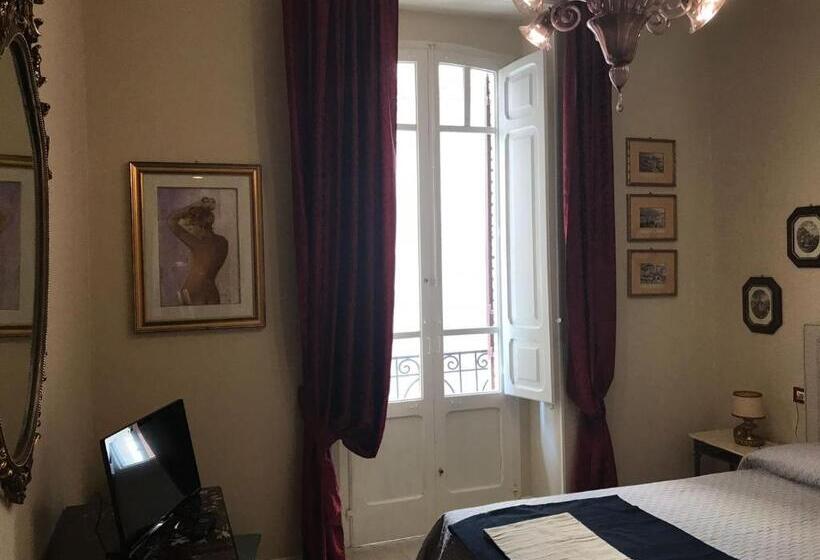 اتاق لوکس, B&b Sotto La Torre
