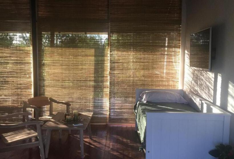 Люкс, La Delfina Island Resort