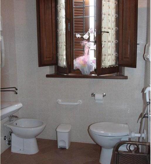 חדר סטנדרט לארבעה, B&b La Torretta