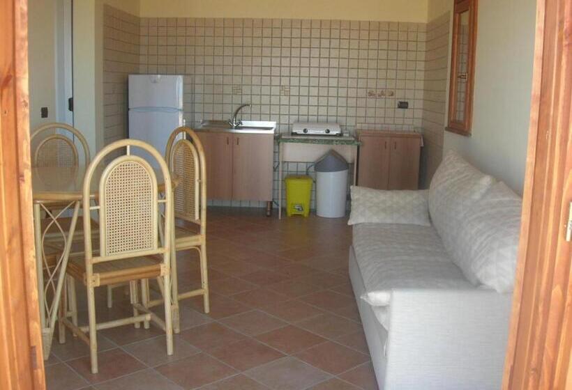 کلبه ییلاقی, Agriturismo Residenza Nakelia
