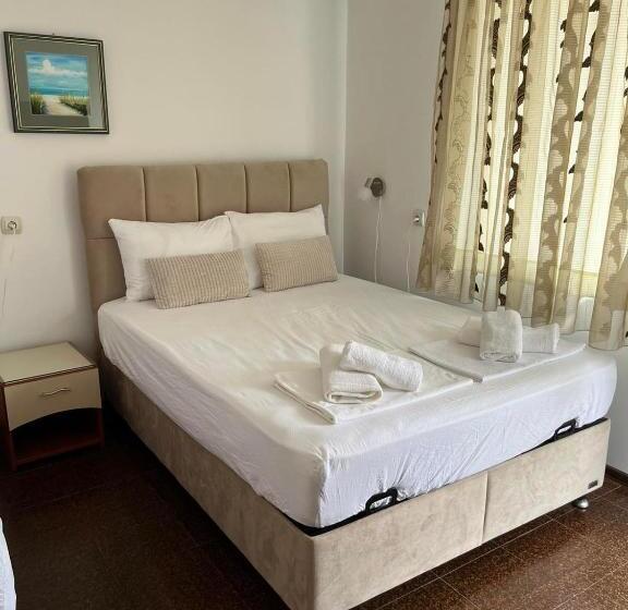 스탠다드 트리플 발코니 룸, Guest House Rositsa