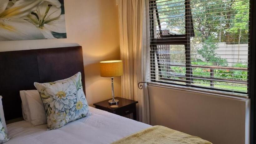 带山景的复式房间, Somerzicht Guest House