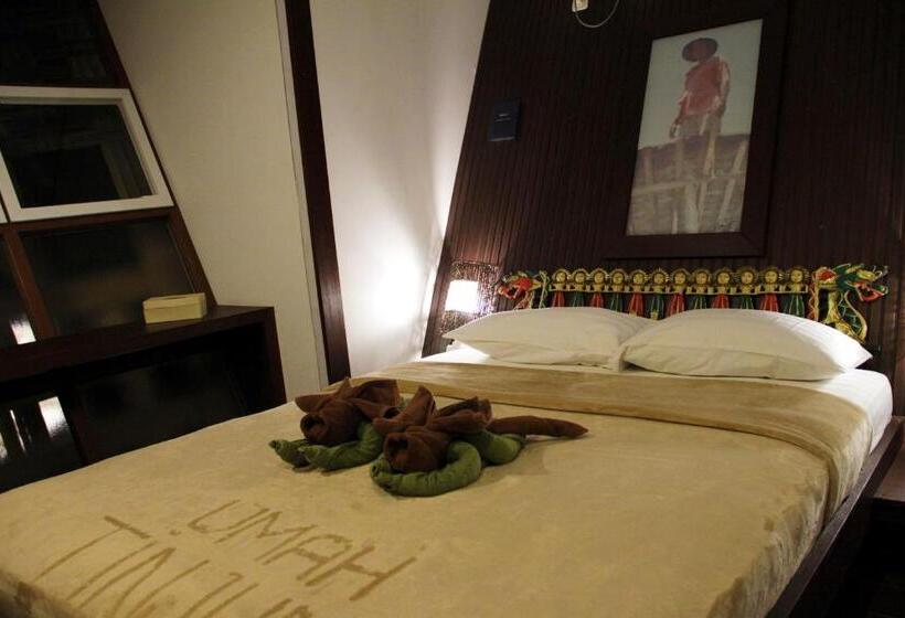 스탠다드 방갈로, Bali Umah Tinjung