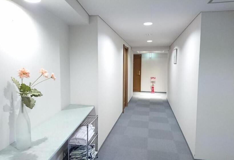 Номер Базовый Двуспальная Кровать, Crown Hills Imabari