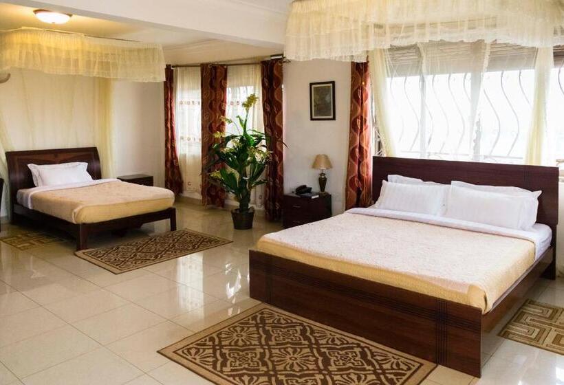 Deluxe Room, Reinah Tourist