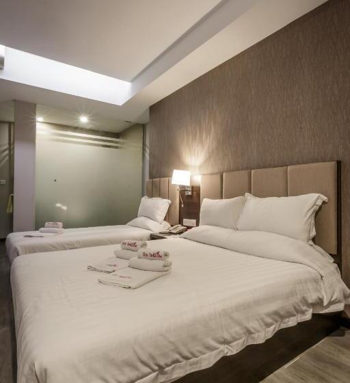 Quarto Familiar, Trillium