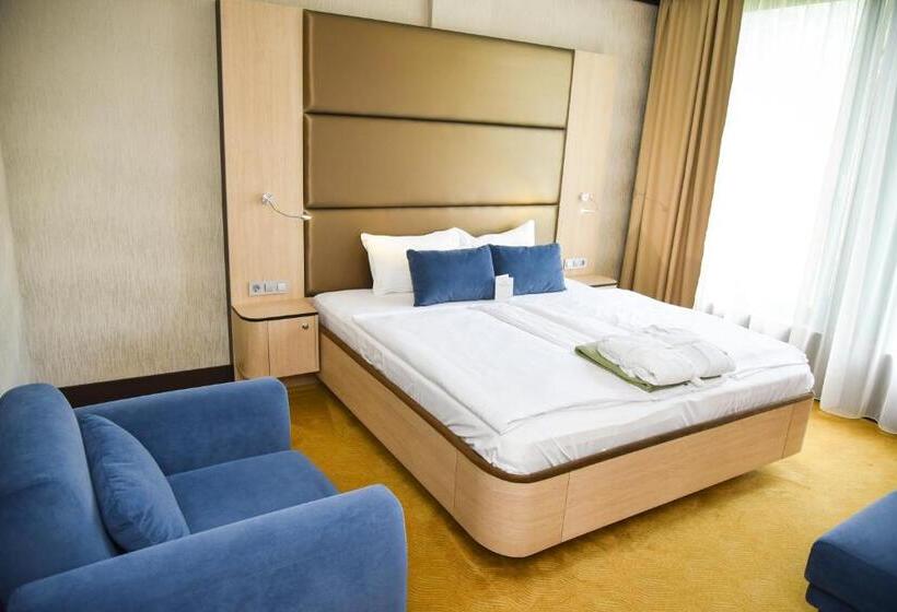 Номер Superior, Portobello Wellness & Yacht Hotel Esztergom