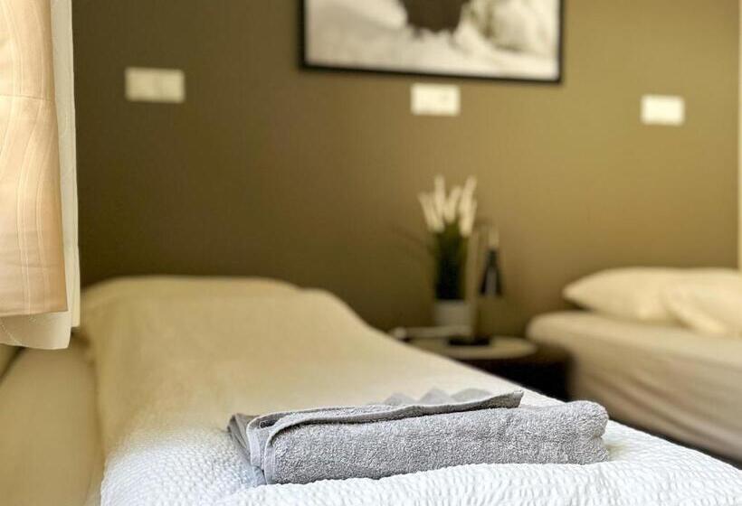 اتاق استاندارد سه نفره, Drangshlid By Ourhotels