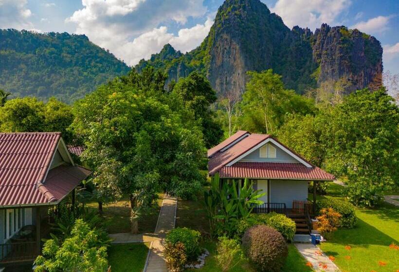 Бунгало Стандарт с Балконом, Bearlin Bungalow