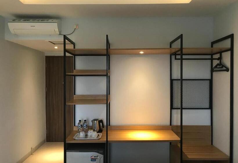 Номер Deluxe, Arisu