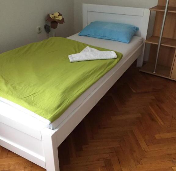 Четырехместный Номер Deluxe, Hostel Lega House