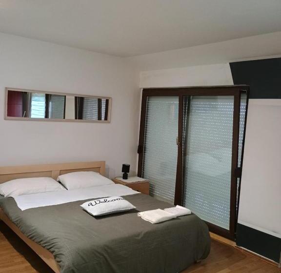 Апартаменты 1 Спальня, Hostel Lega House